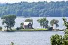 crossover_island_1000_islands_ny_01_small.jpg