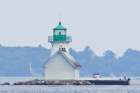 sunken_rock_1000_islands_ny_02_small.jpg